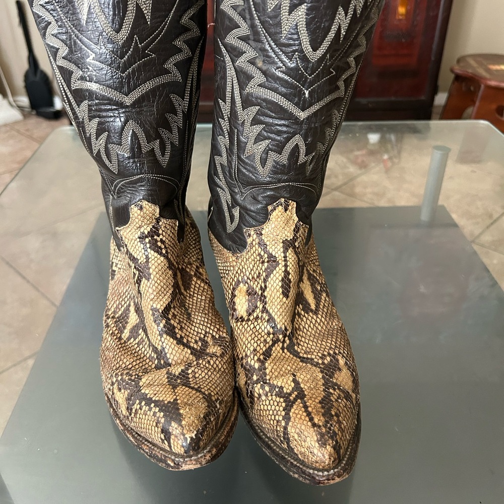 Mexico Black and Tan Cowboy Boots